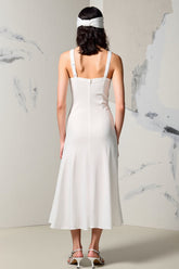 Elfenbein Gästekleid mit Rüschen und V-Ausschnitt und Schlitz